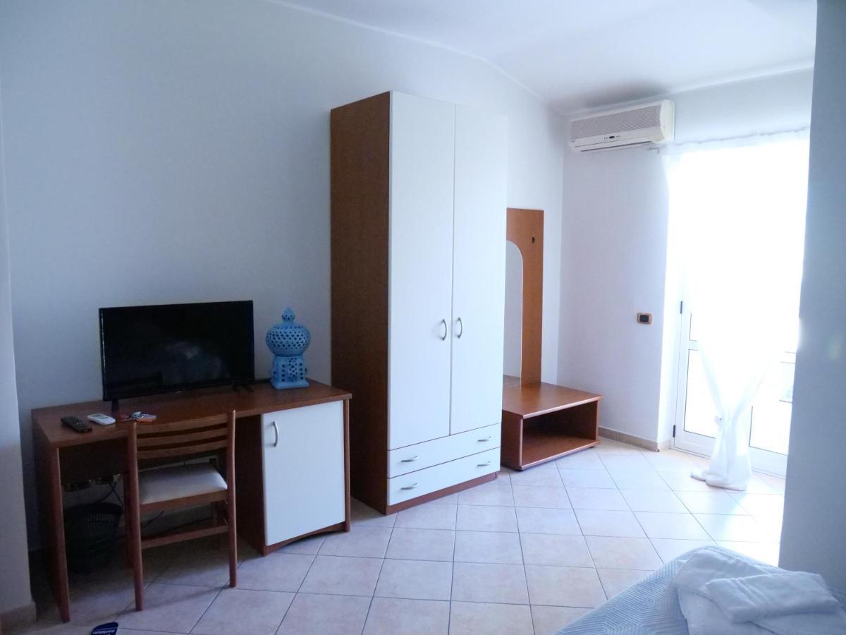 Grand Hostel Calabria Pietrapaola Extérieur photo