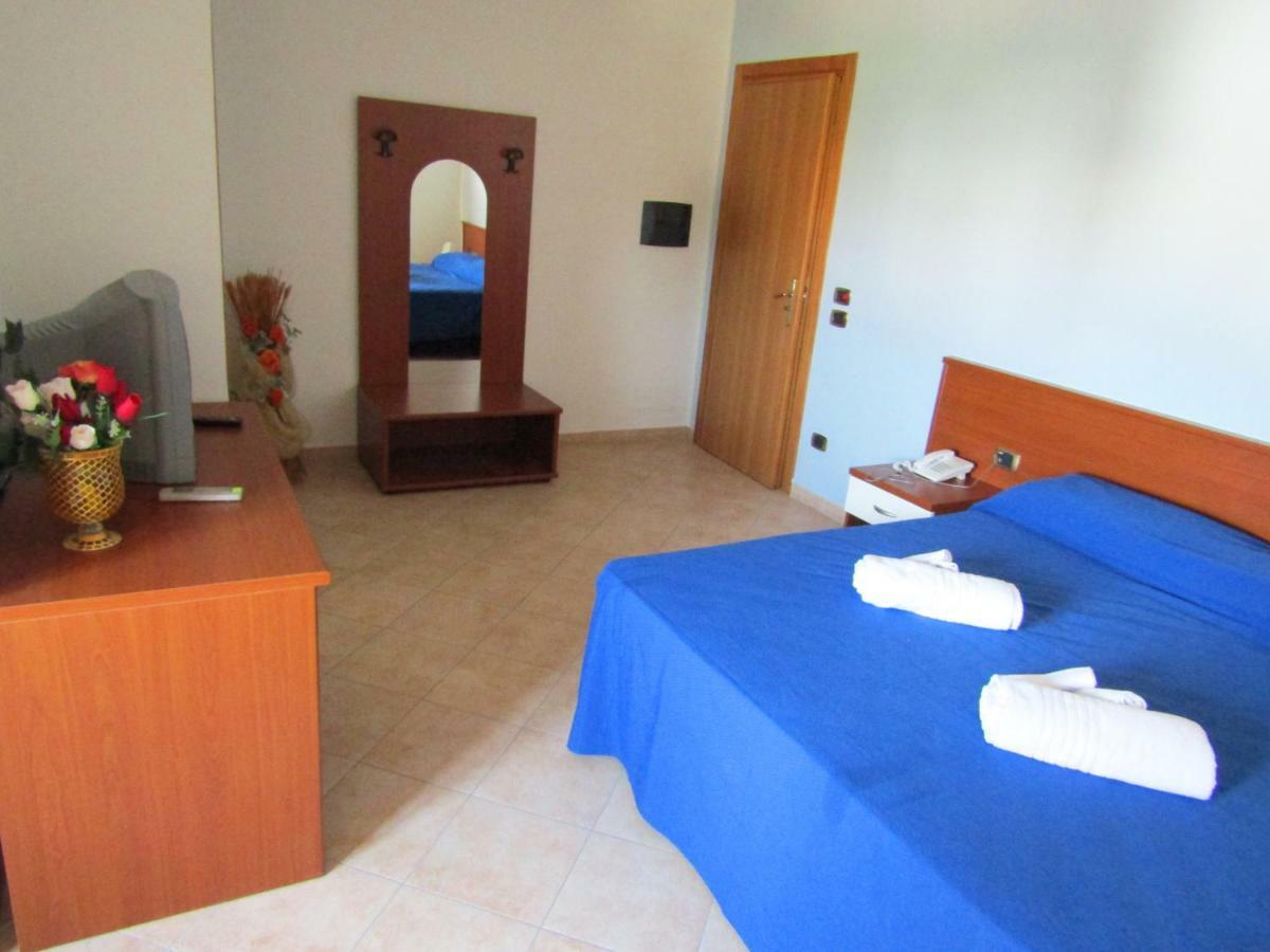 Grand Hostel Calabria Pietrapaola Extérieur photo